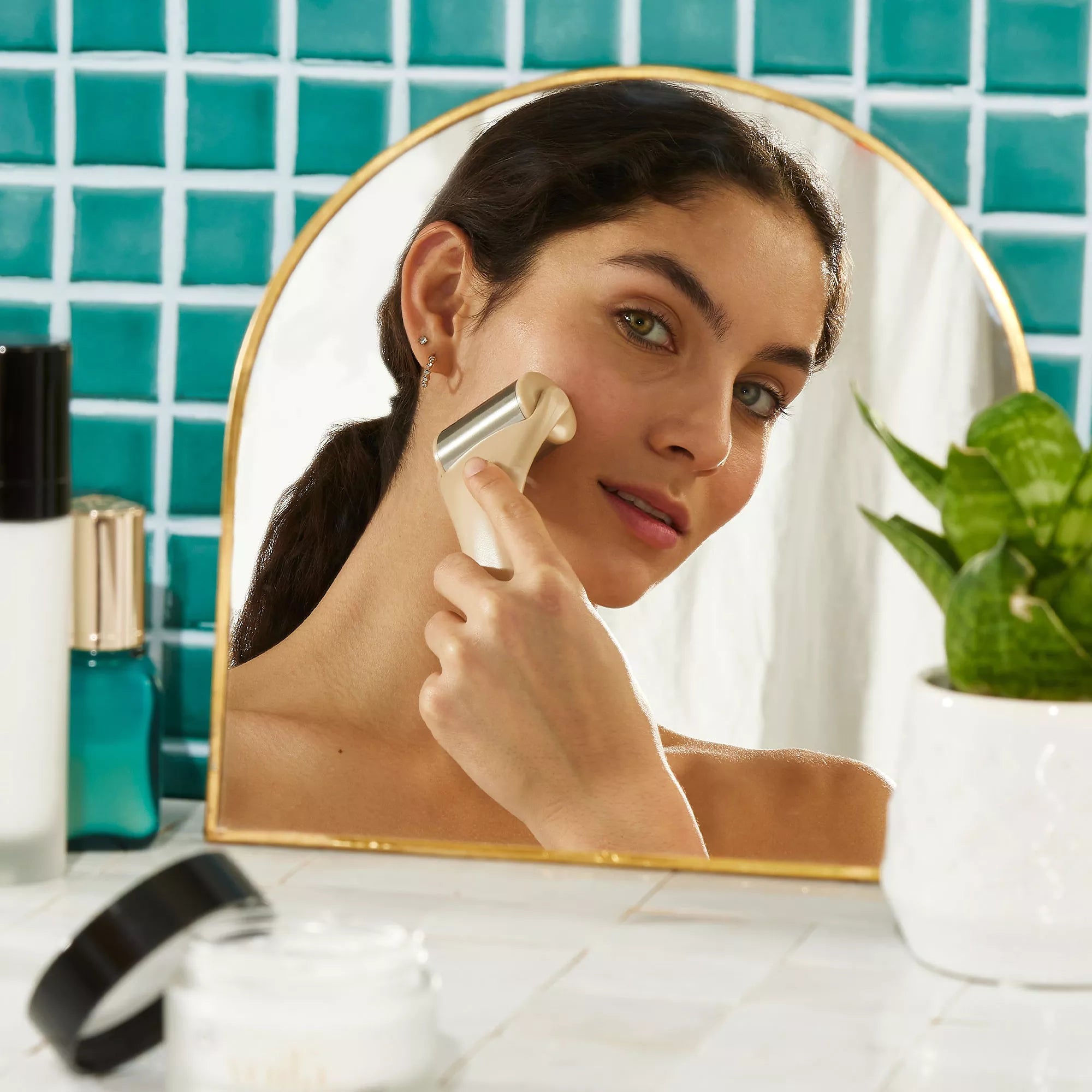 Face roller