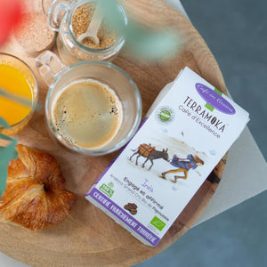 Café bio en grains de Papouasie - persistant et engagé