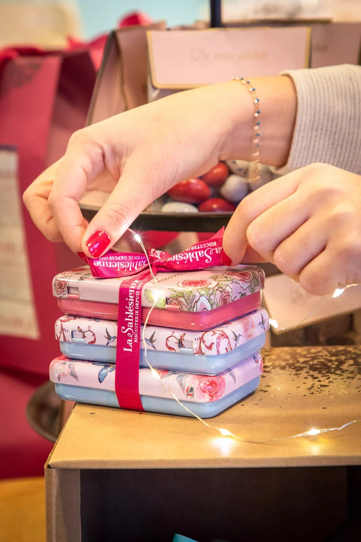 Biscuits sablés pépites d'abricot - mini boite métal Nuée dans la Roseraie