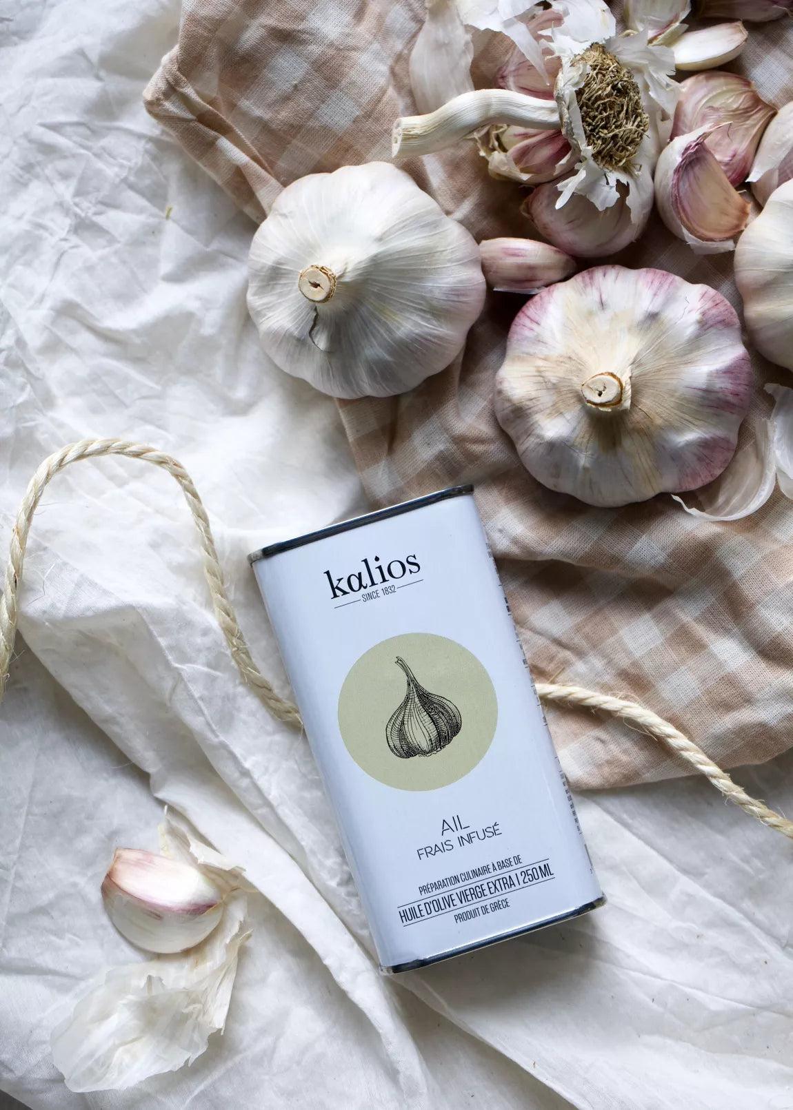 Huile d'olive vierge extra infusée à l'ail