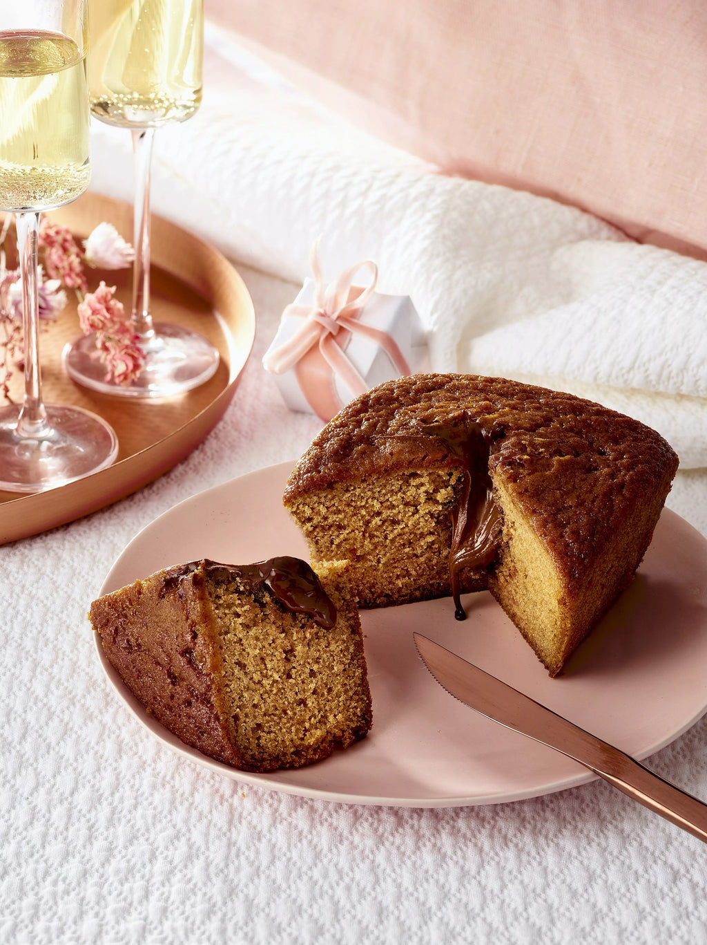 Spice cake with a melting chocolate gianduja heart