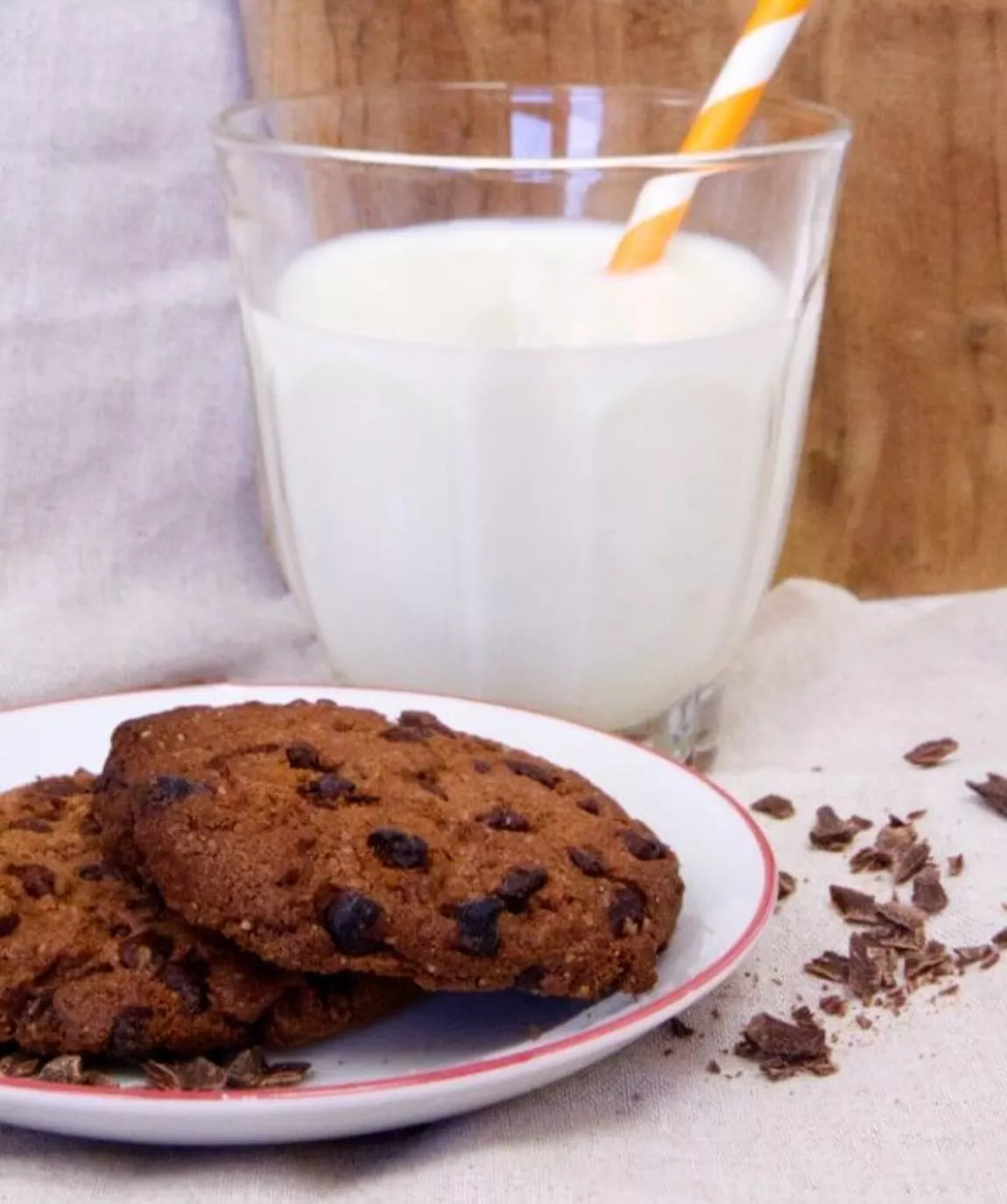 All-chocolate cookie collector's box