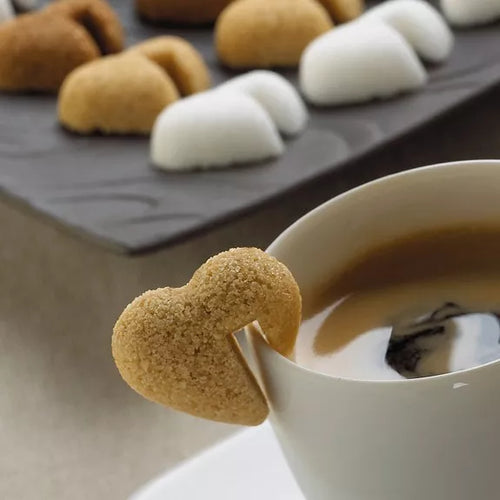 "Heart-shaped" sugar box