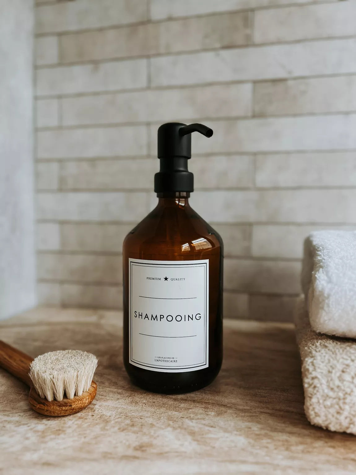 Flacon shampooing ambre 250ml