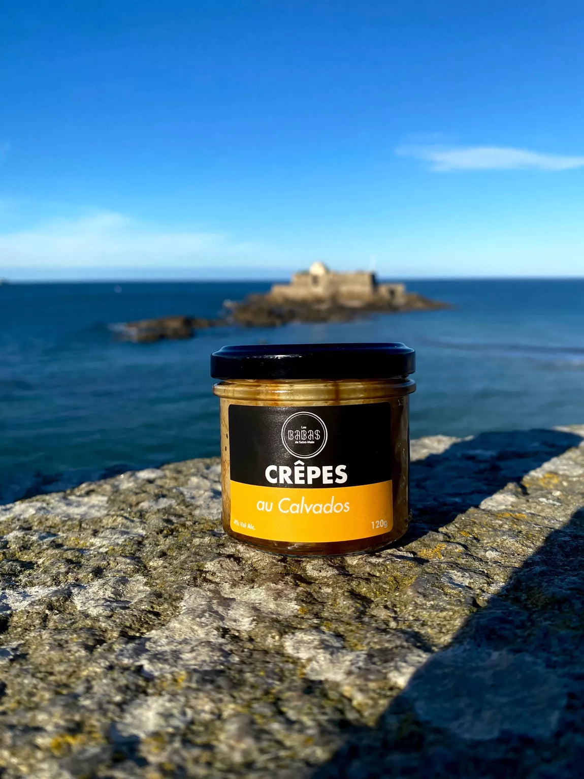 Trio of mini-babas: vanilla rum - cinnamon calvados - orange cointreau