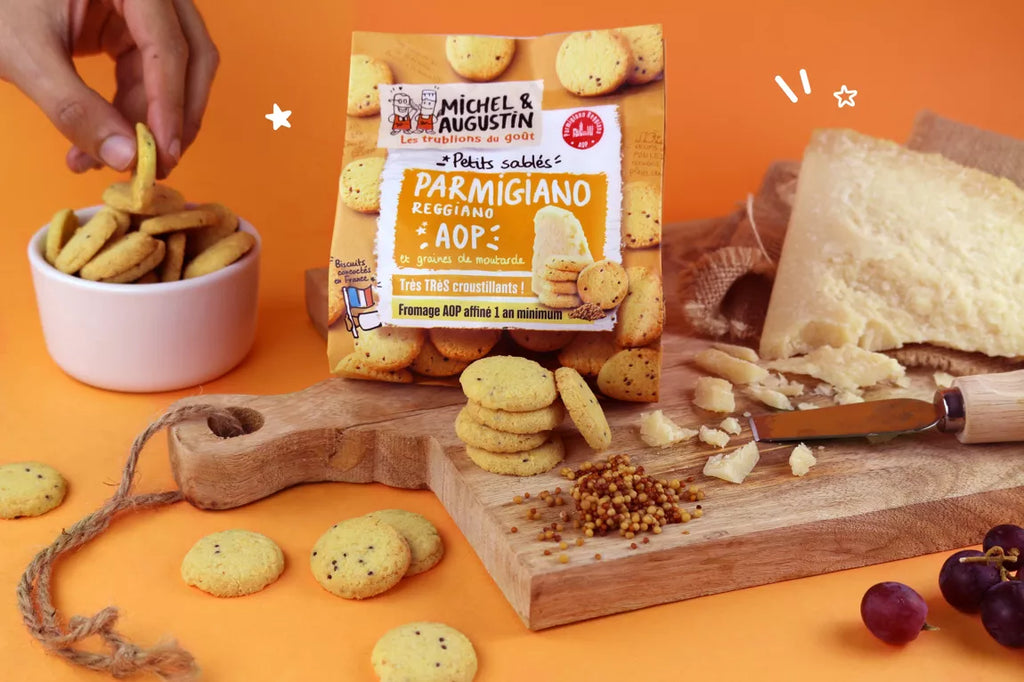 Small Parmigiano aperitif shortbreads