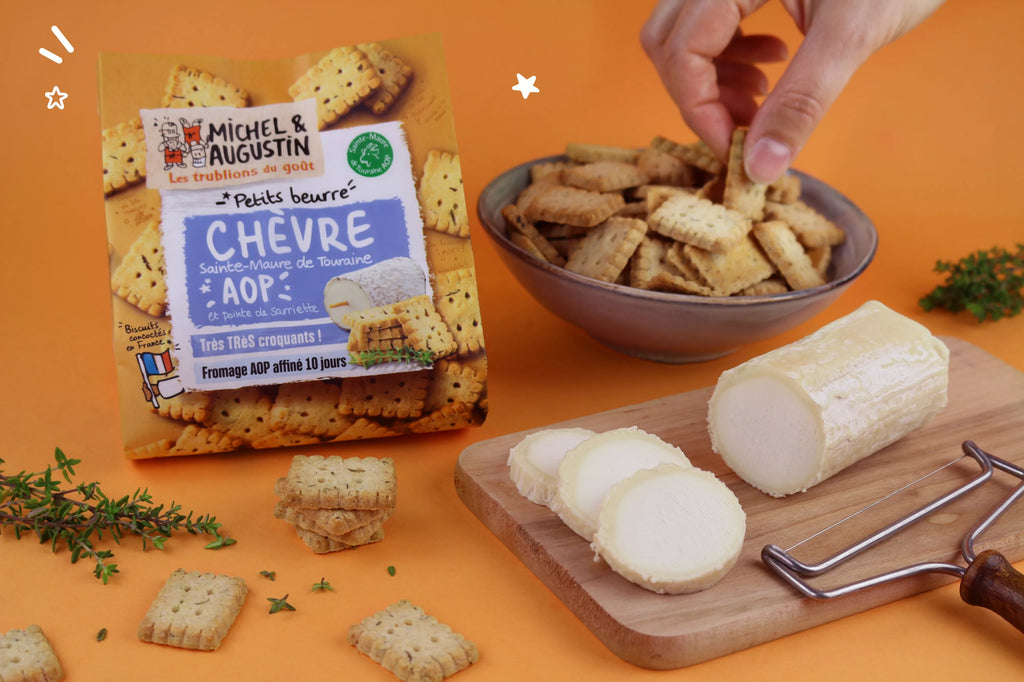 Small goat cheese aperitif butter cookies