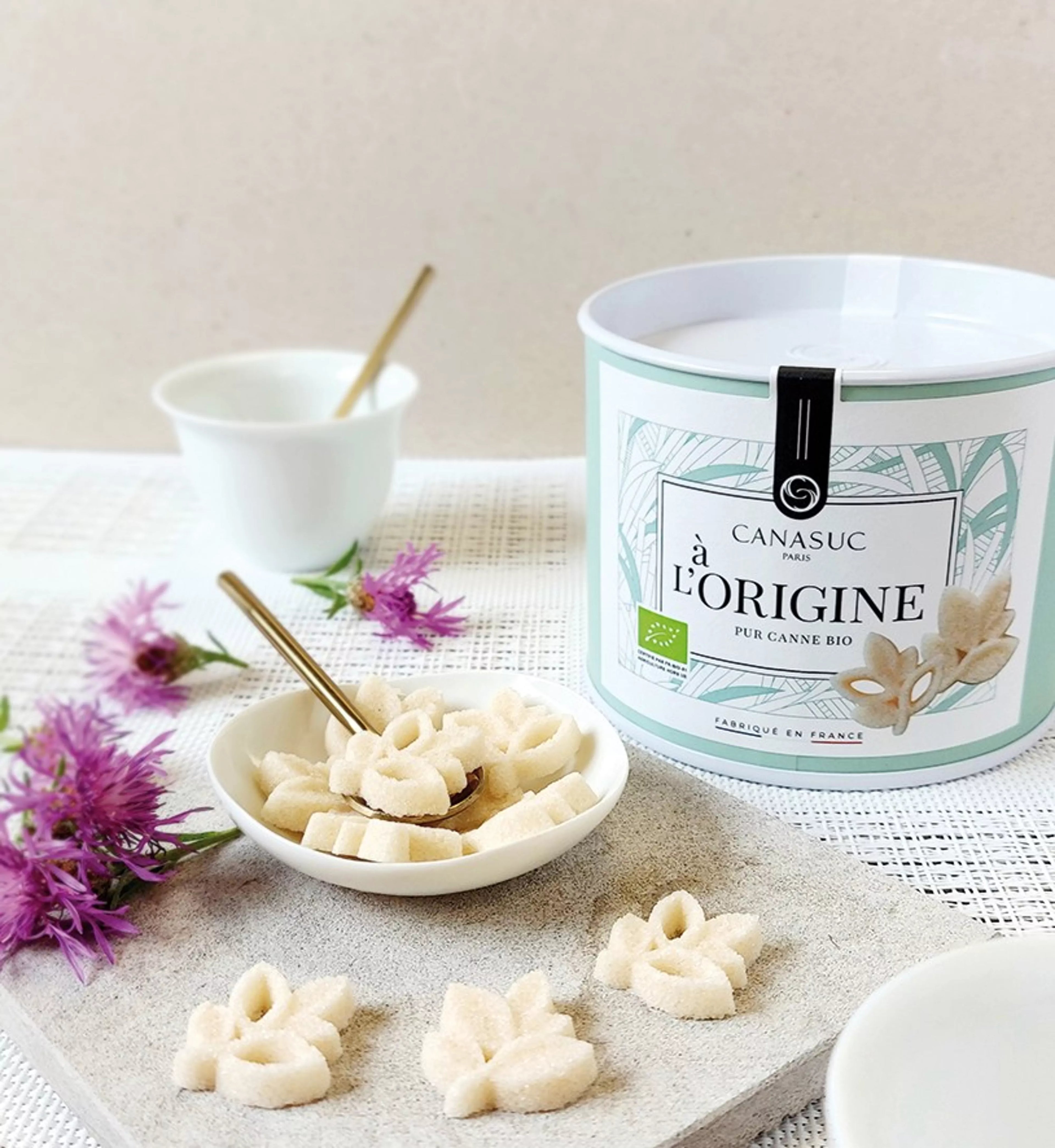 “Cock-a-doodle-doo” sugars - The Élysée