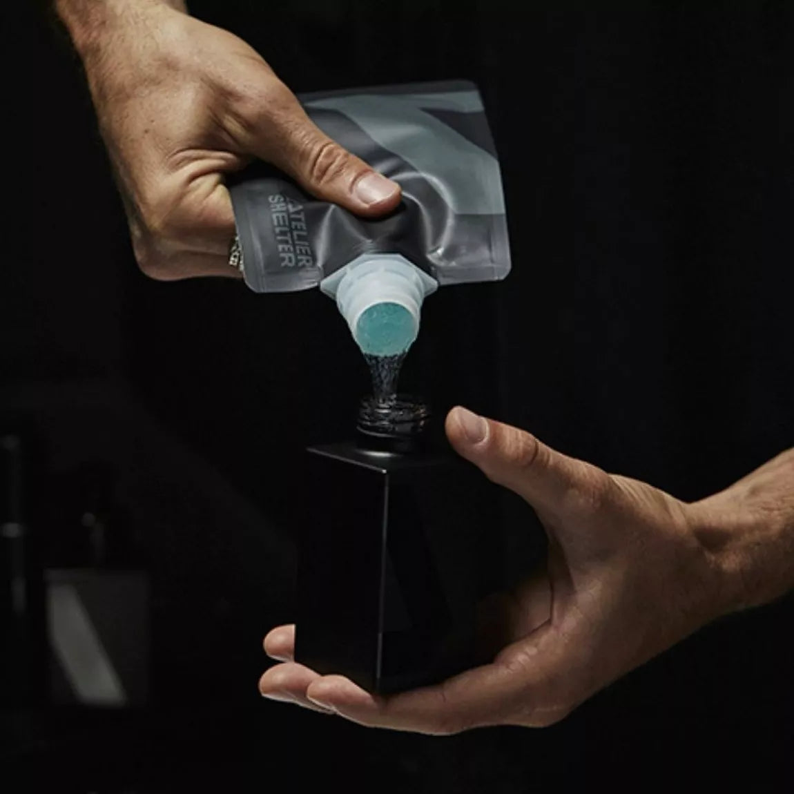 Éco-recharge gel nettoyant visage et barbe courte