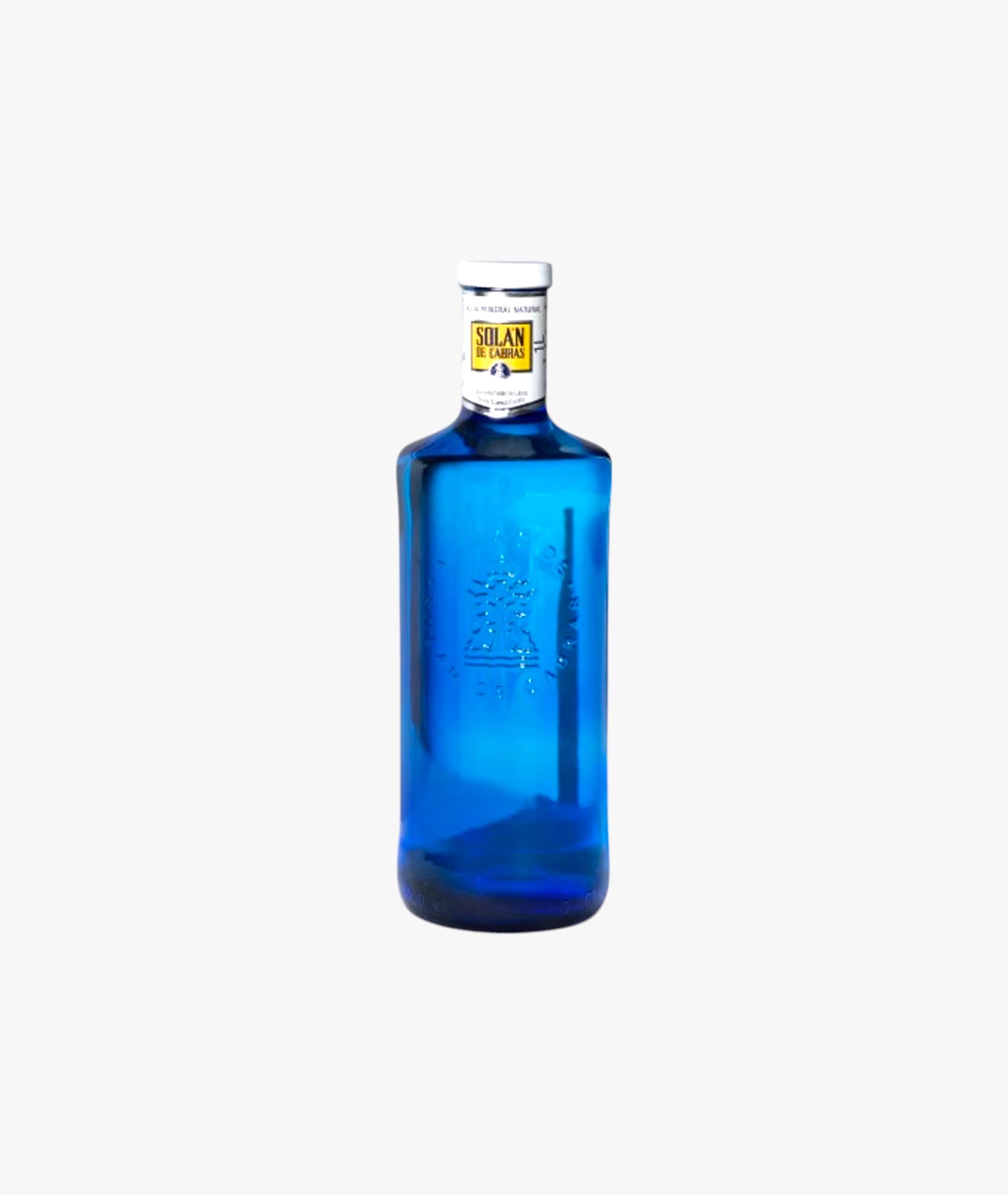 Eau minérale plate