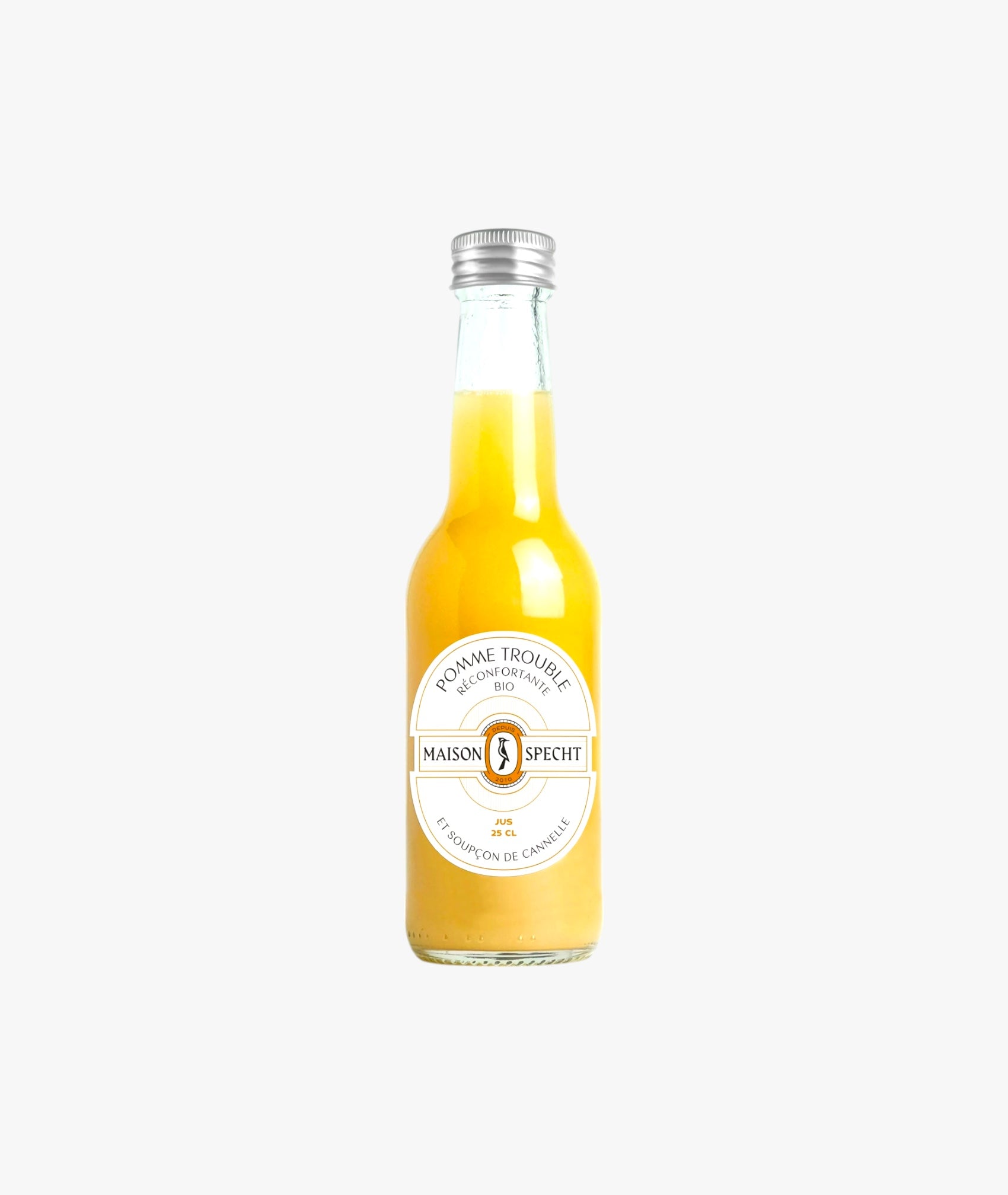Jus de pomme trouble réconfortante et soupçon de cannelle bio