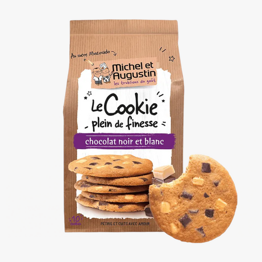 Cookie plein de finesse éclats de chocolat noir et blanc